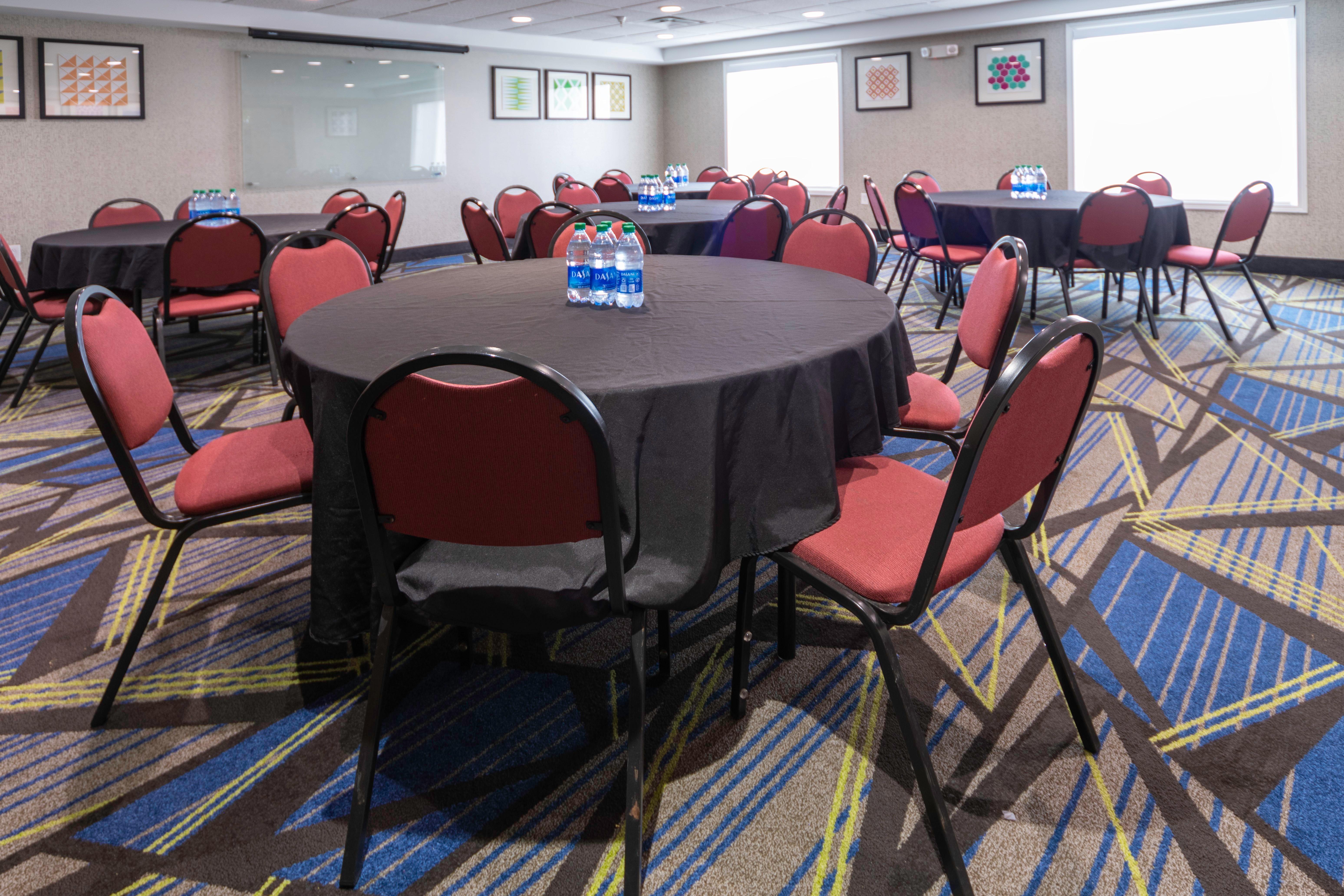 Holiday Inn Express Rochelle By Ihg Exterior photo