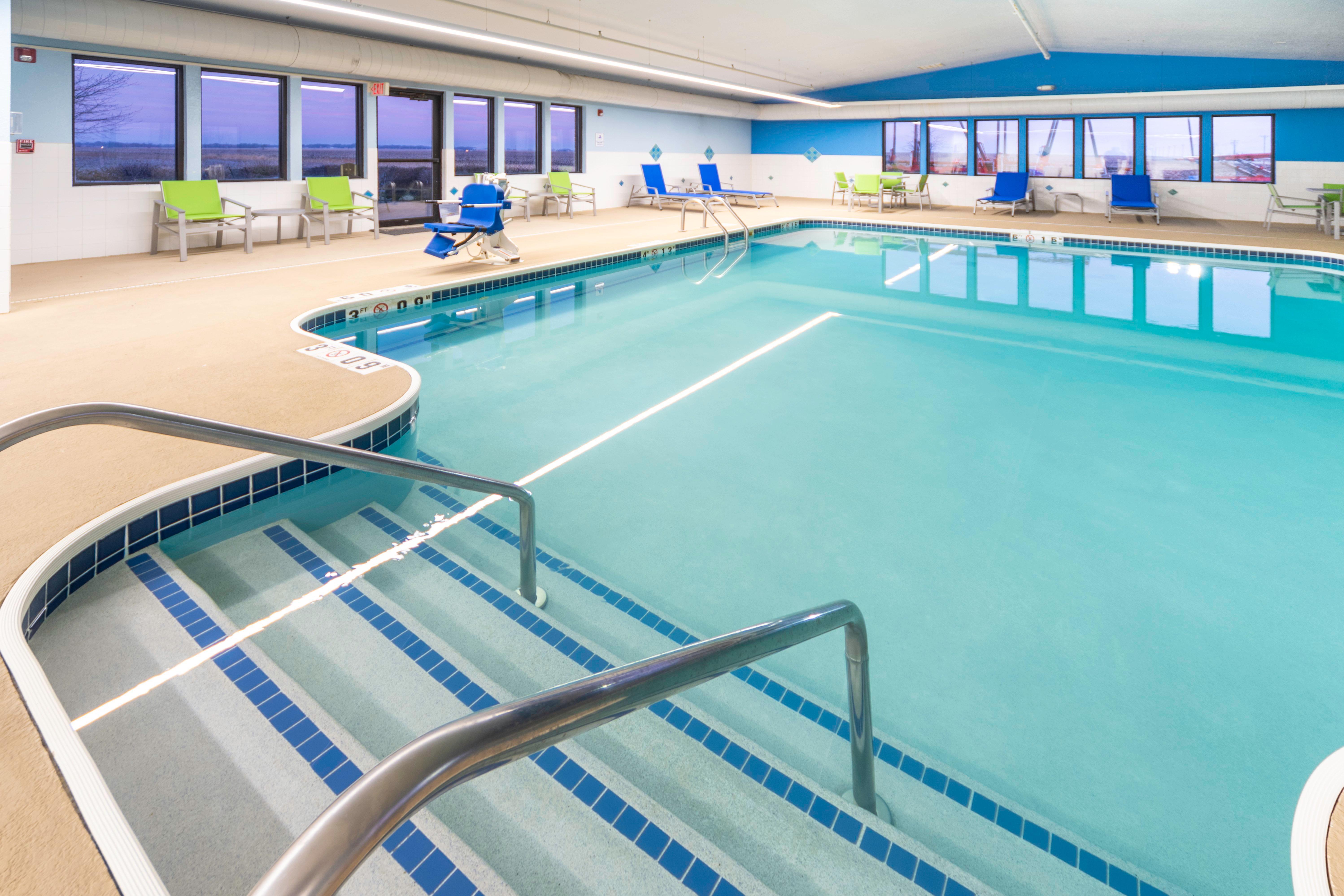 Holiday Inn Express Rochelle By Ihg Exterior photo